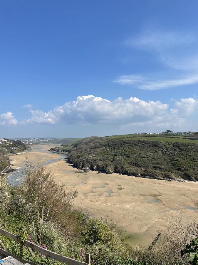 1 Chatsworth Riverscape Apartments - Riverview Apartment In Great Location With Free Parking Overlooking The Gannel Just A Short Walk From Newquays Incredible Beaches And Local Amenities New Quay Extérieur photo