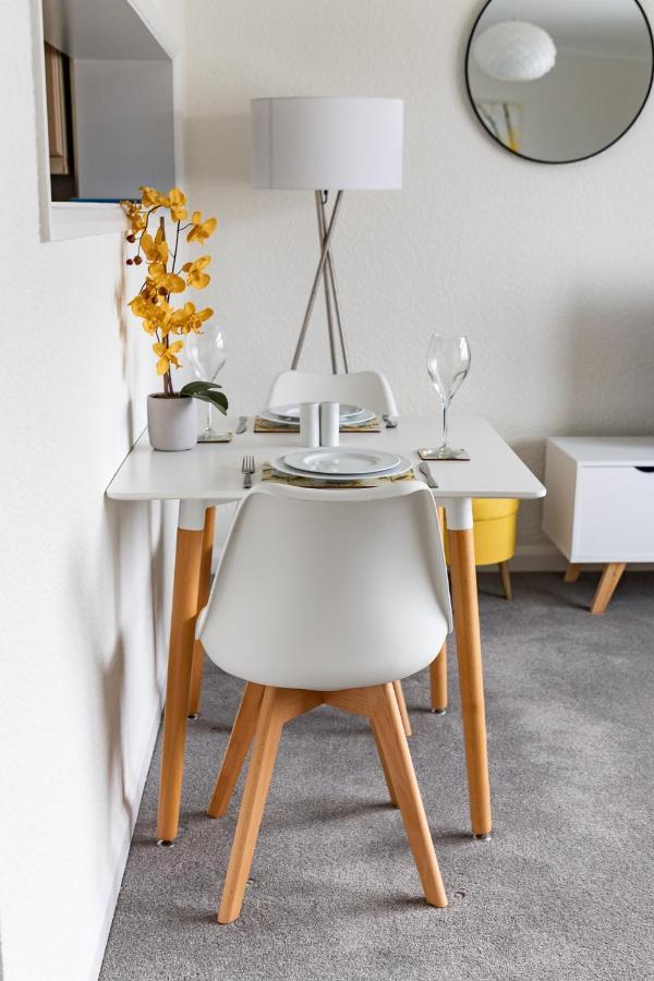 1 Chatsworth Riverscape Apartments - Riverview Apartment In Great Location With Free Parking Overlooking The Gannel Just A Short Walk From Newquays Incredible Beaches And Local Amenities New Quay Extérieur photo