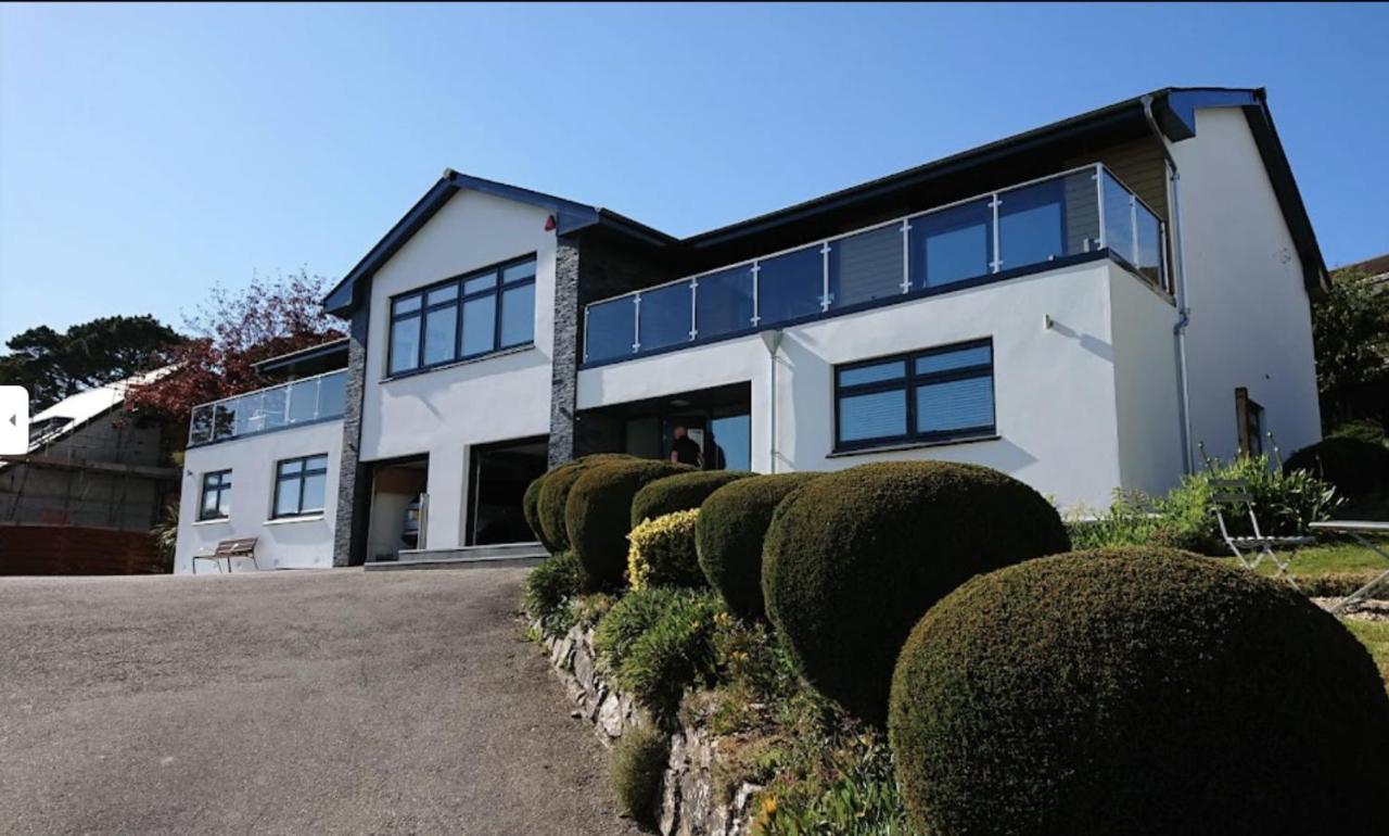 1 Chatsworth Riverscape Apartments - Riverview Apartment In Great Location With Free Parking Overlooking The Gannel Just A Short Walk From Newquays Incredible Beaches And Local Amenities New Quay Extérieur photo