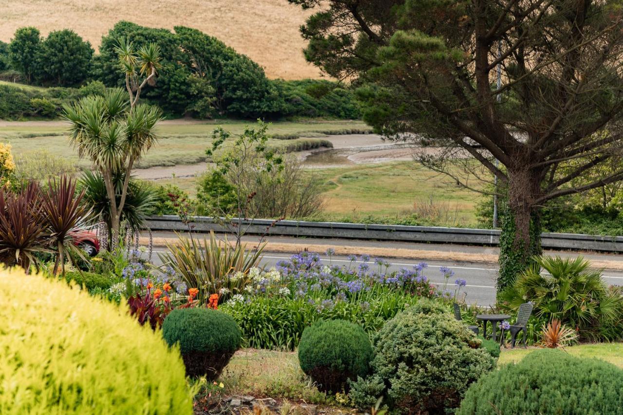 1 Chatsworth Riverscape Apartments - Riverview Apartment In Great Location With Free Parking Overlooking The Gannel Just A Short Walk From Newquays Incredible Beaches And Local Amenities New Quay Extérieur photo