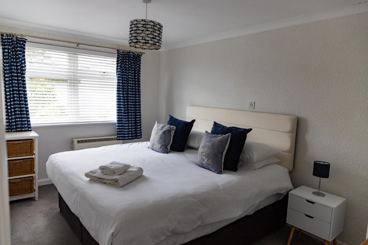 1 Chatsworth Riverscape Apartments - Riverview Apartment In Great Location With Free Parking Overlooking The Gannel Just A Short Walk From Newquays Incredible Beaches And Local Amenities New Quay Extérieur photo